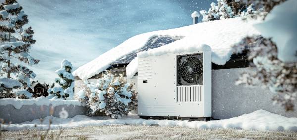 Addio Stufa a Legna! Nei Balcani, una Famiglia Kosovara ha Abbracciato un Riscaldamento Sostenibile e Risparmiato