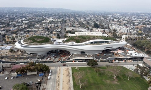 MAD Architects trasforma Los Angeles — il Lucas Museum apre il 22 settembre 2026